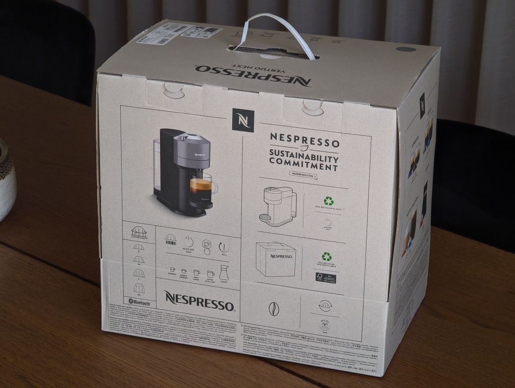 Máquina de café Nespresso Vertuo Next (NOVA) +12 capsulas