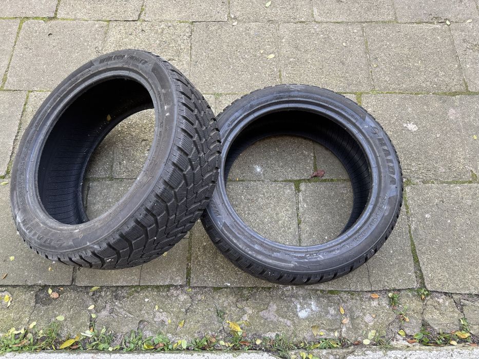 Opony zimowe 225/45r17 bieżnik 8.2mm