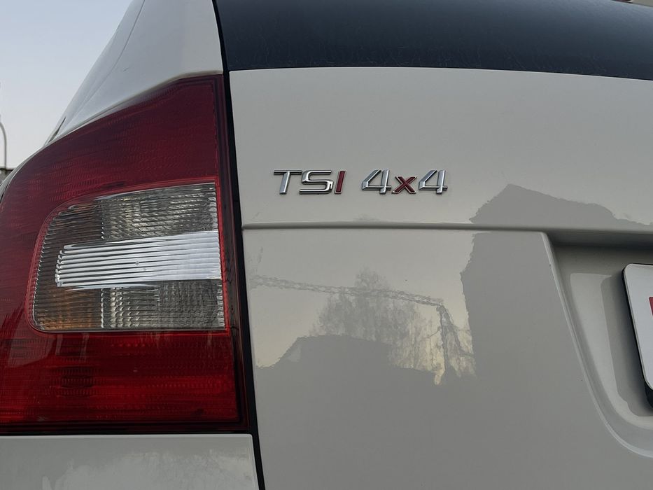 Продам  машину Шкоду (Skoda Octavia)