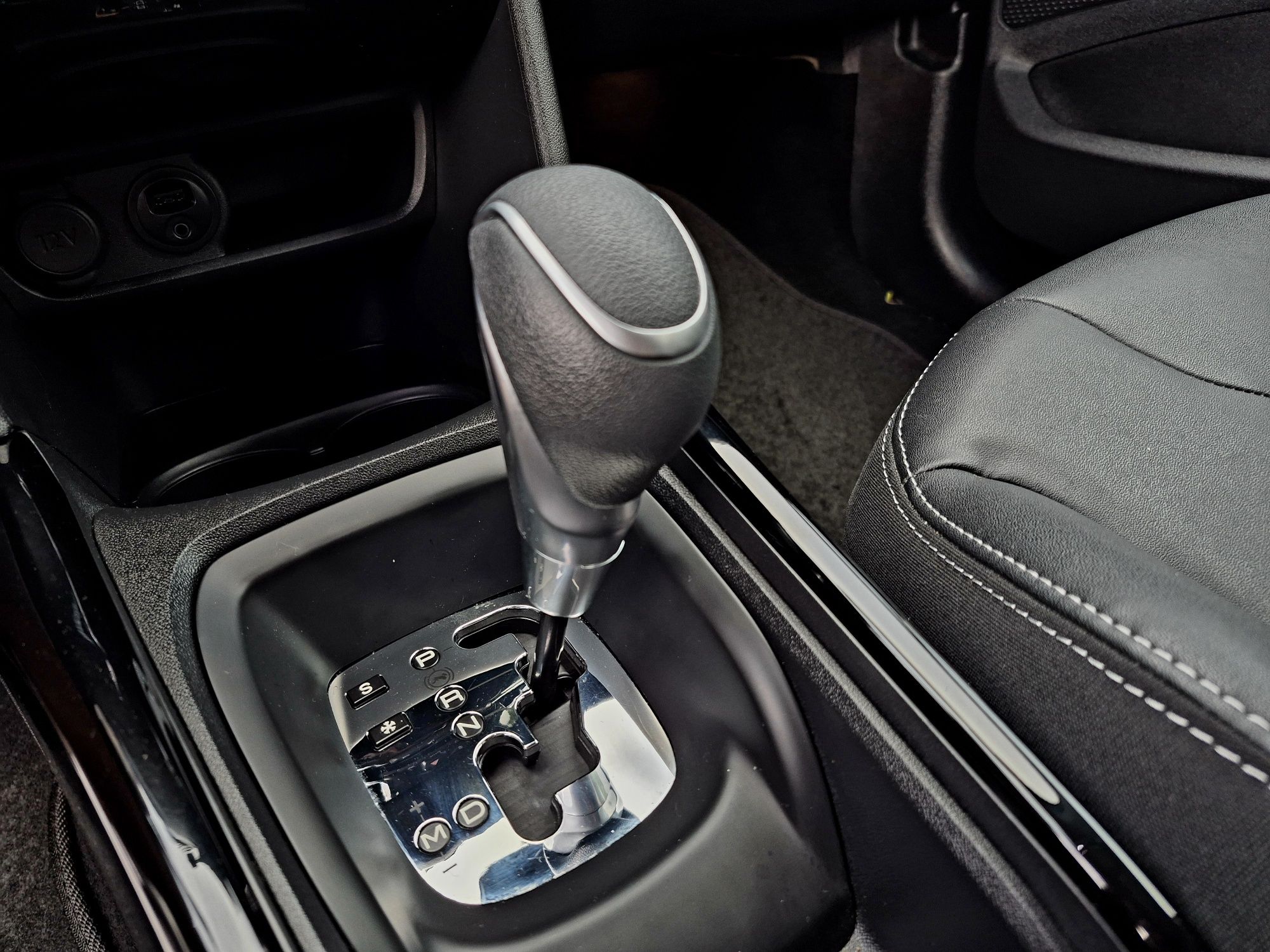 Peugeot 2008 - 16.000KM - AUTOMÁTICO | GARANTIA | ALLURE