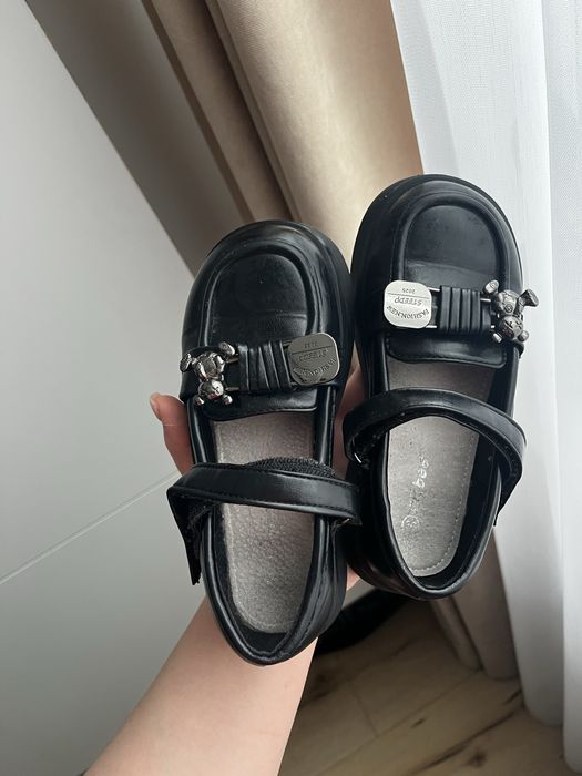 Лофери для  дівчинки