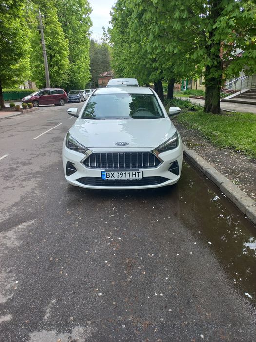 Автомобіль Jac J7 Comfort