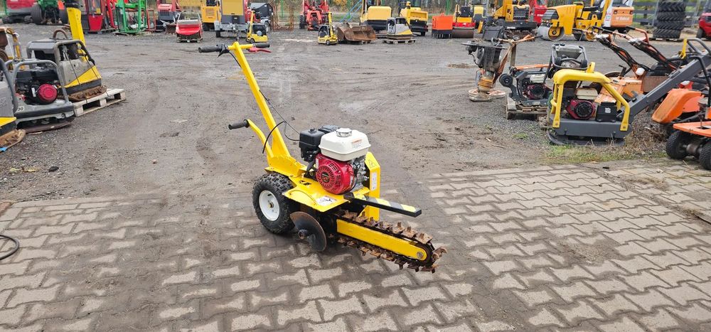 Koparka łańcuchowa FECO Grabenfräse TR-12 Baretto