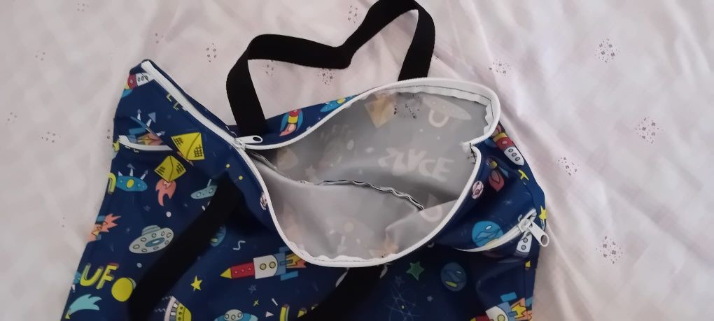 Saco para fraldas ou roupa suja para bebé