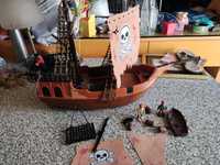 Barco pirata infantil