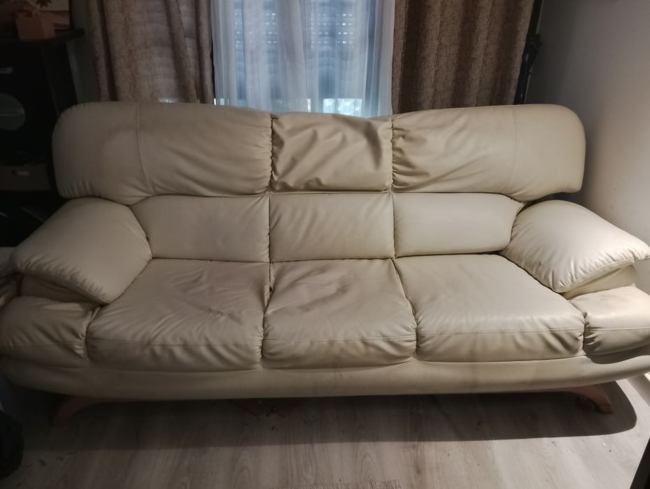 Sofá 3 lugares bege