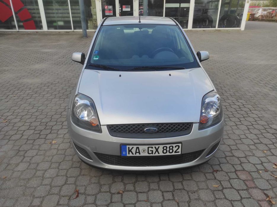 Ford Fiesta 1,3 benz,import Niemcy,5 drzwi,mały przebieg,zadbana,2008r