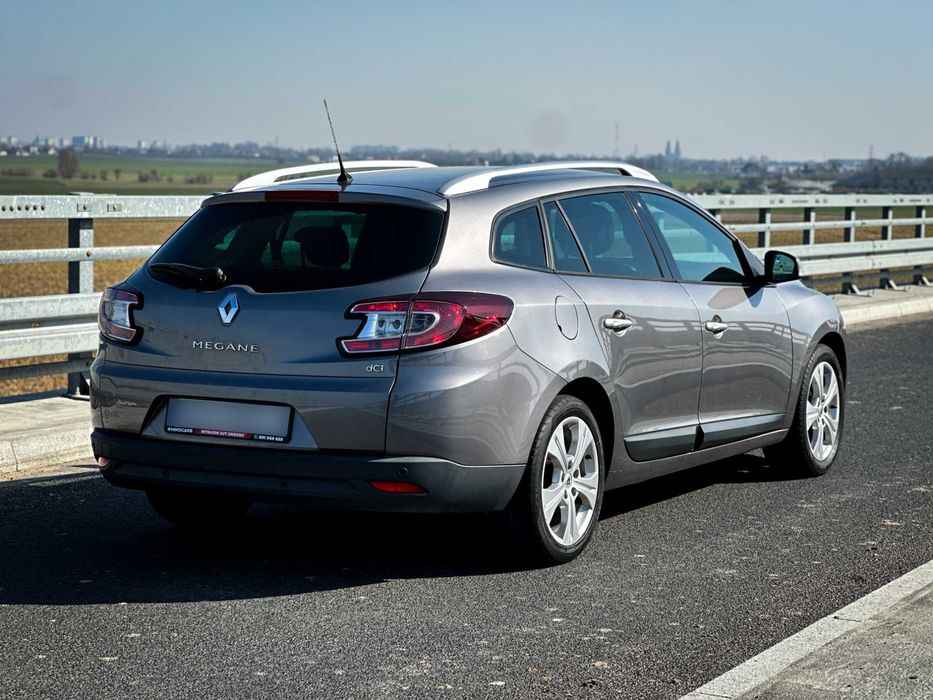 Renault Megane WYPOŻYCZALNIA, WYNAJEM samochodu osobowego i busów
