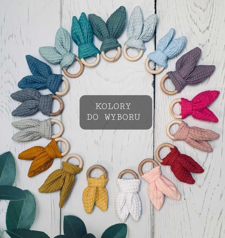 Prezent dla niemowlaka Gift Box Baby wafel bezowy zawieszka
