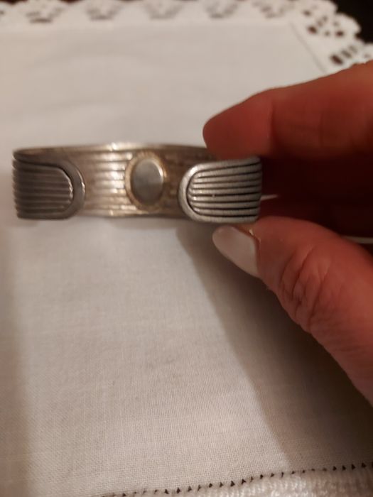 Pulseira Prateada c/ pedra Turquesa, Made in Tunísia.