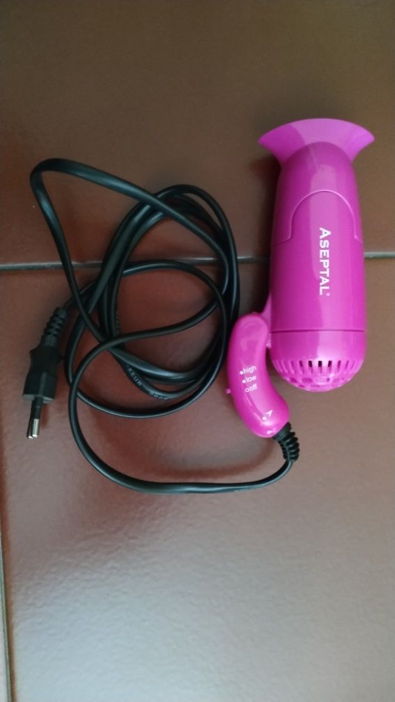 Mini secador de viagem