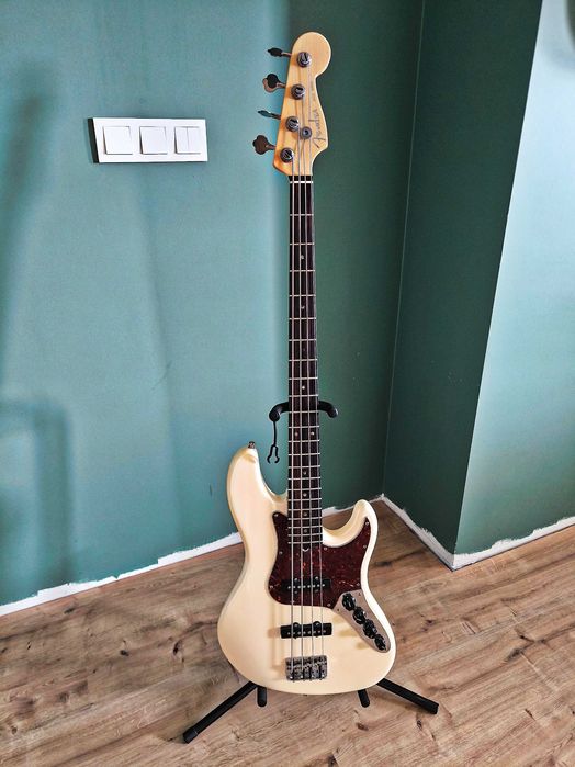Fender Jazz Bass Deluxe 2007