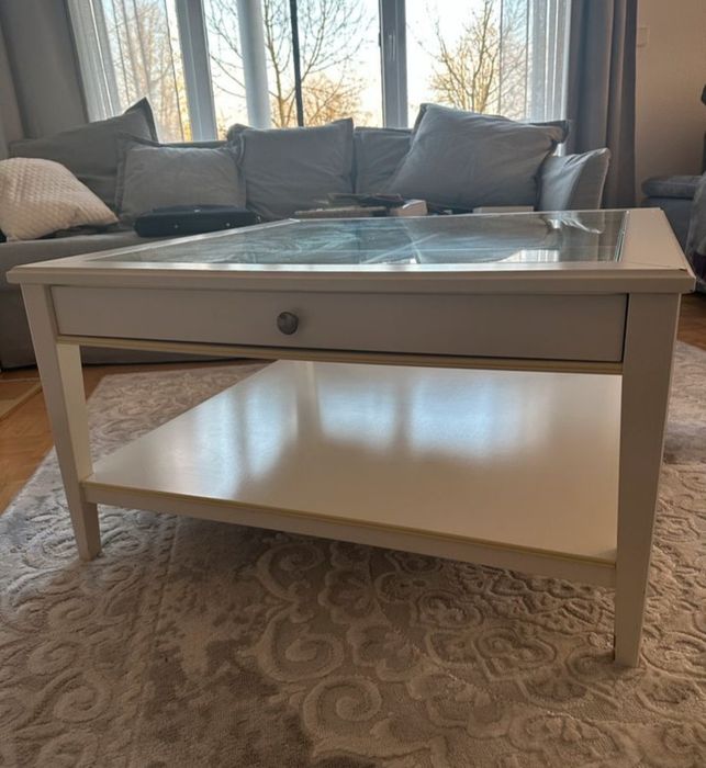 Stolik kawowy ława Ikea Hemnes Liatorp 93x93 szyba