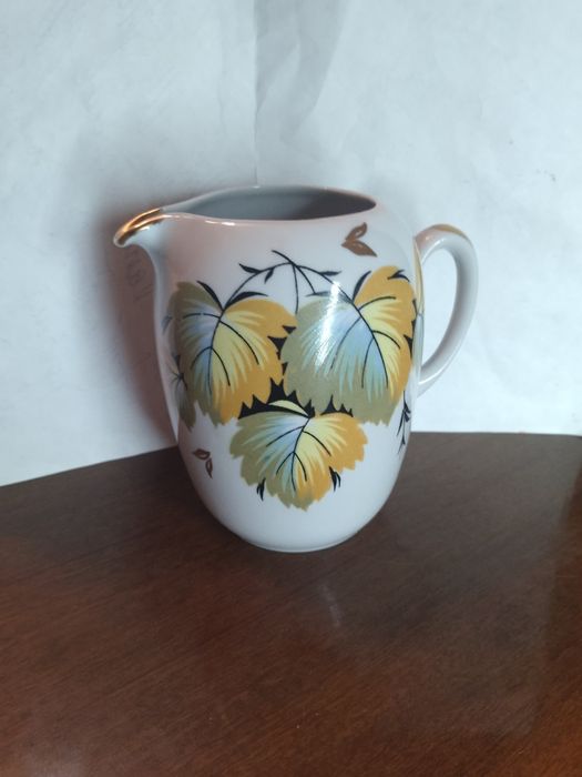 Молочники в гарному стані