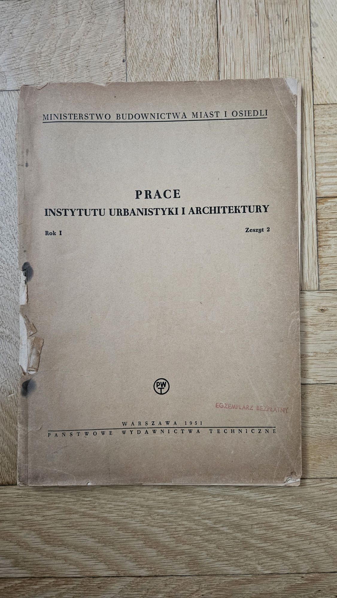 Publikacja: Prace Instytutu Urbanistyki i Architektury.