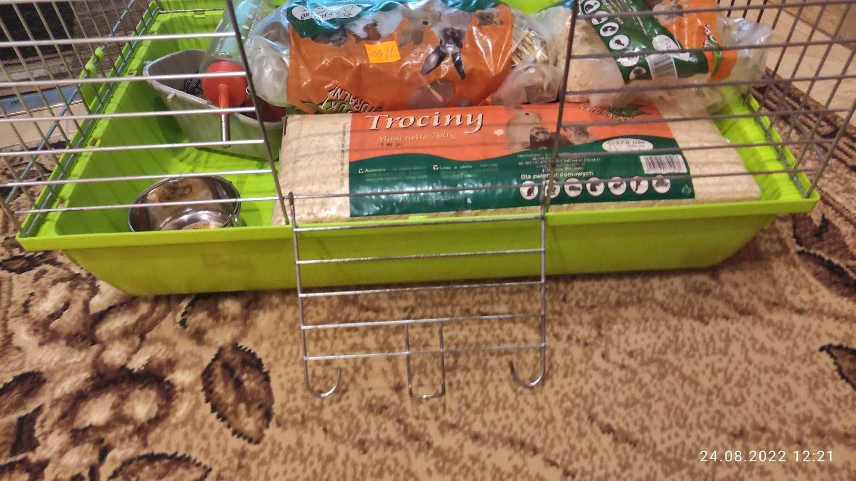 klatka, transporter, bogate wyposażenie