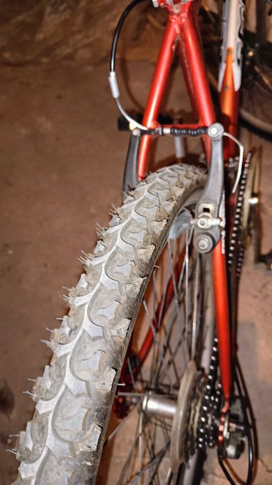 Sprzedam rower góral  stan dobry do drobnej naprawy amory przód