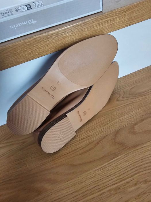 TAMARIS mokasyny wsuwane, brązowe, rozmiar 38