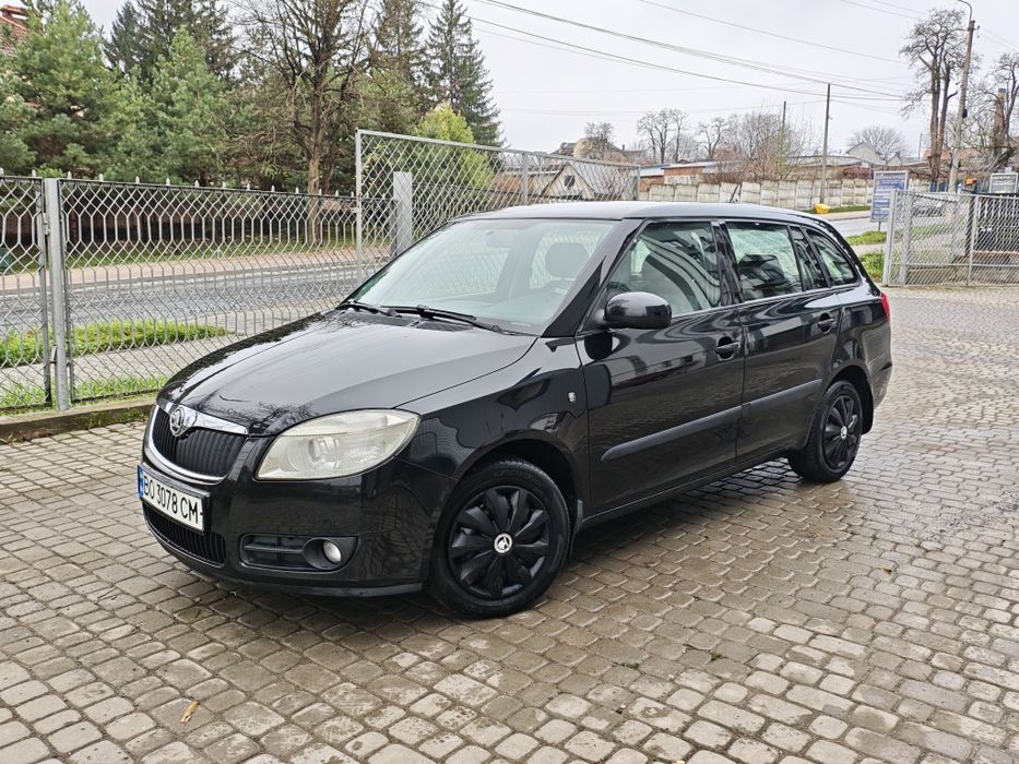 Продам Шкоду Фабію 1.4
