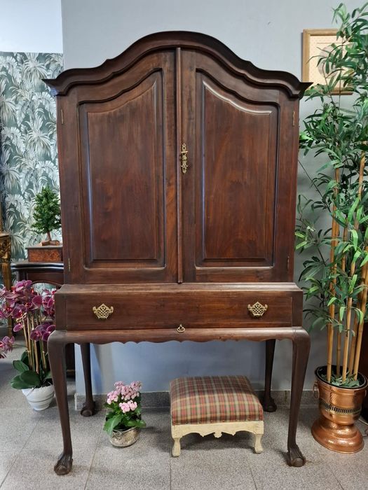 Móvel Bar Antigo D.João V. Peça Rara em Madeira Maciça.