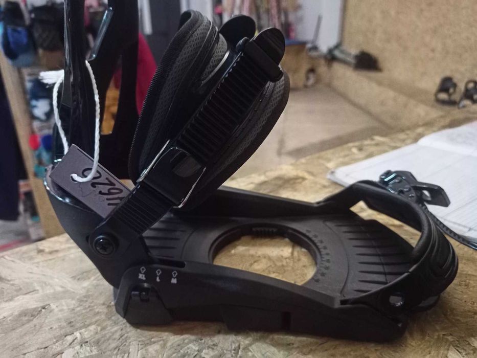 Кріплення крепления для сноубордів(сноубордические)