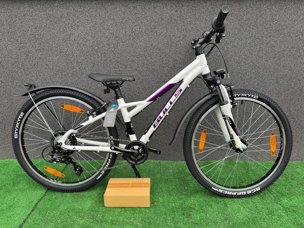 Wyprzedaz z 2900 nowy rower Bulls Zarena Street 24 cale alu dynamo