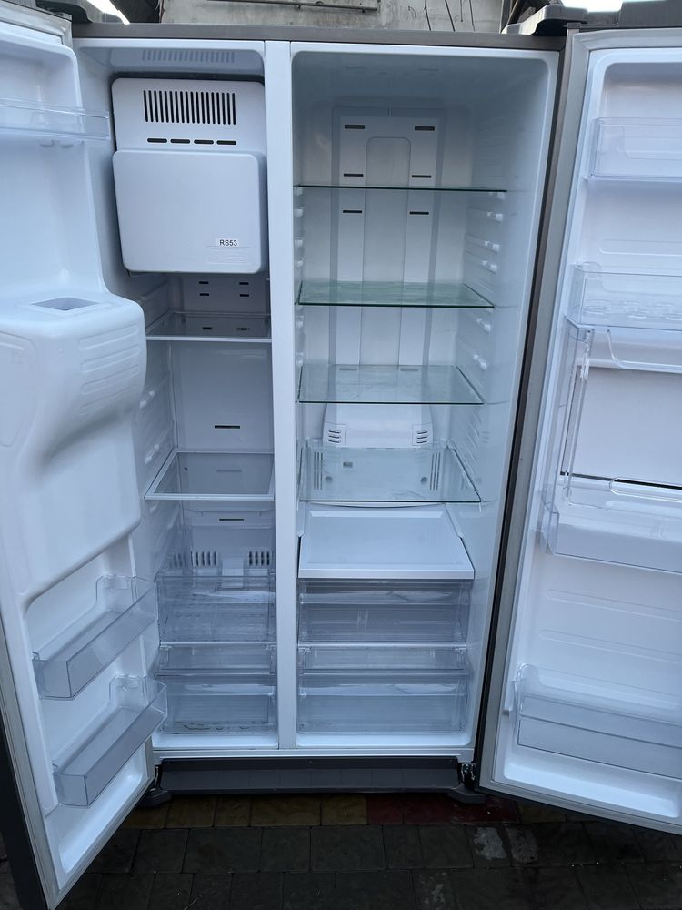 Холодильник Samsung  side-by-side Вис 175 см шир 90 см.