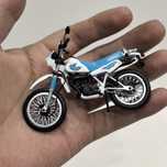 Miniatura motorizada clássica Yamaha dtLc50cc resina