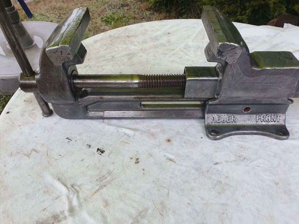 Imadlo heuer front