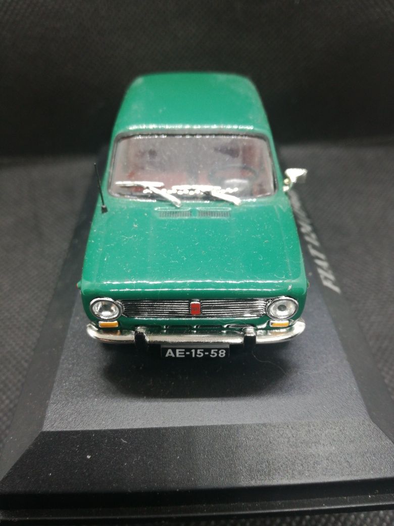 Miniaturas 1/43 Fiat e Seat em estado novo