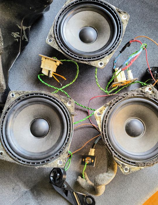 Zestaw głośników do BMW E39 sedan