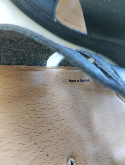 Качественные шлепанцы. Турция