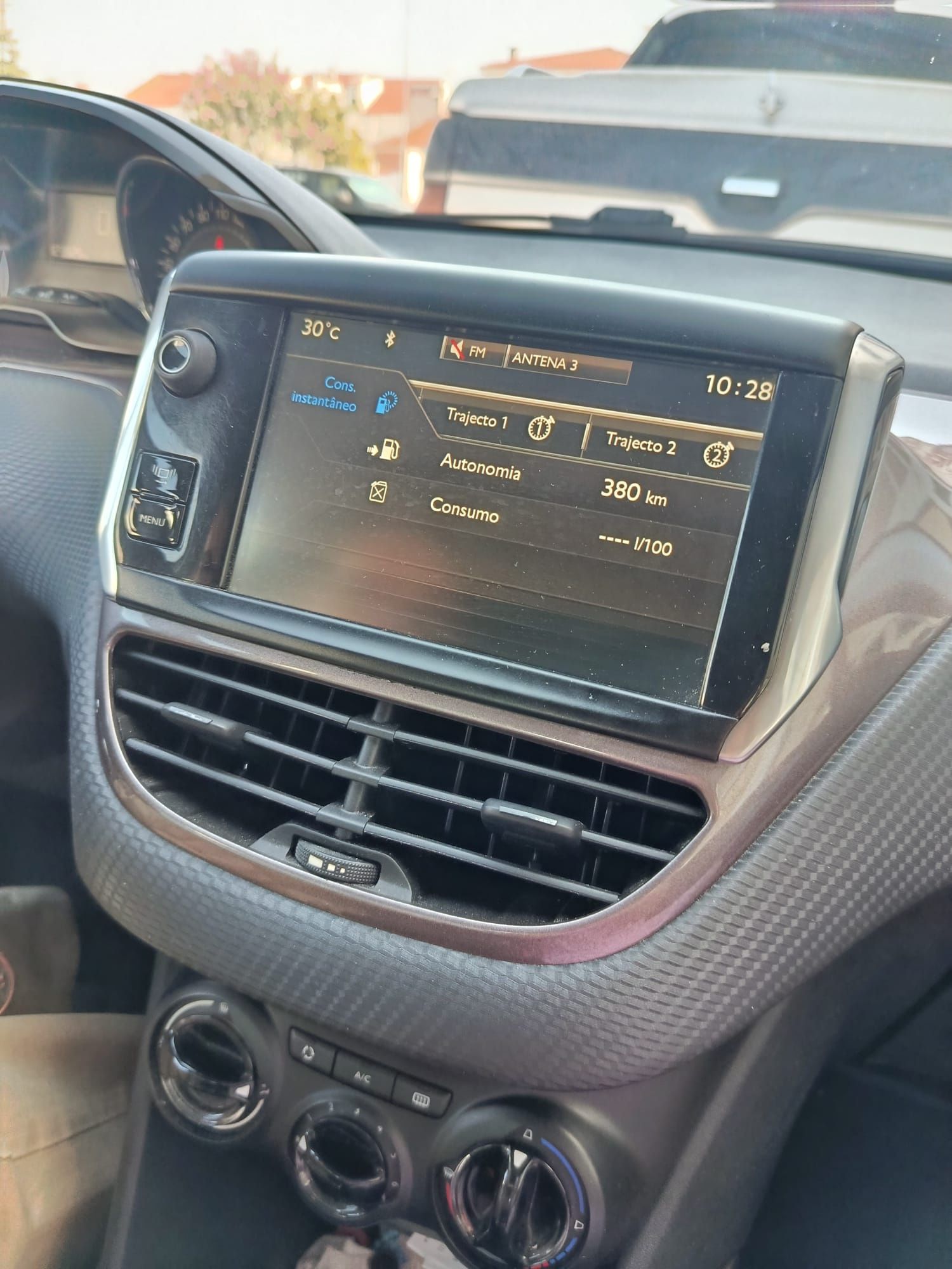 Peugeot 2008  1.2  gasolina