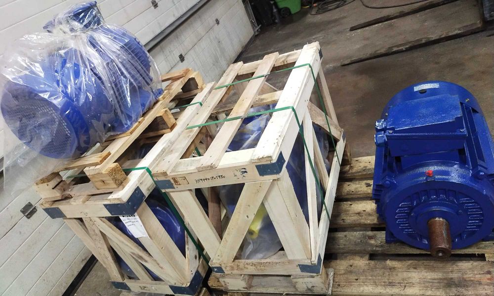 Silniki elektryczne trójfazowe. Nowe, Nie używane.