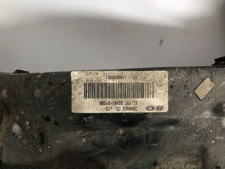 ПІдрамник Hyundai IX35 передня балка Tucson подрамник 624012Y500