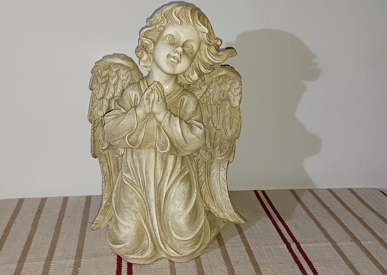 Figurka aniołek anioł dekoracja