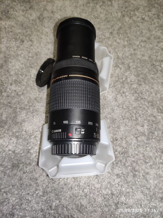 Objetiva Canon 75-300