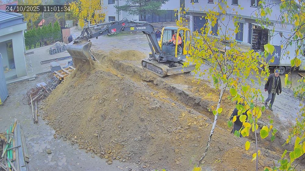 Oddam ziemię z wykopu.