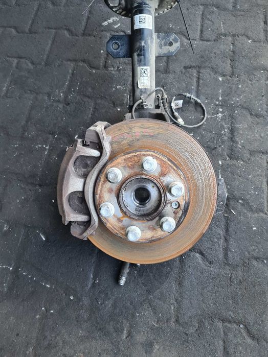 Mercedes eSprinter 907 22r mcpherson zwrotnica amortyzator lewy przód