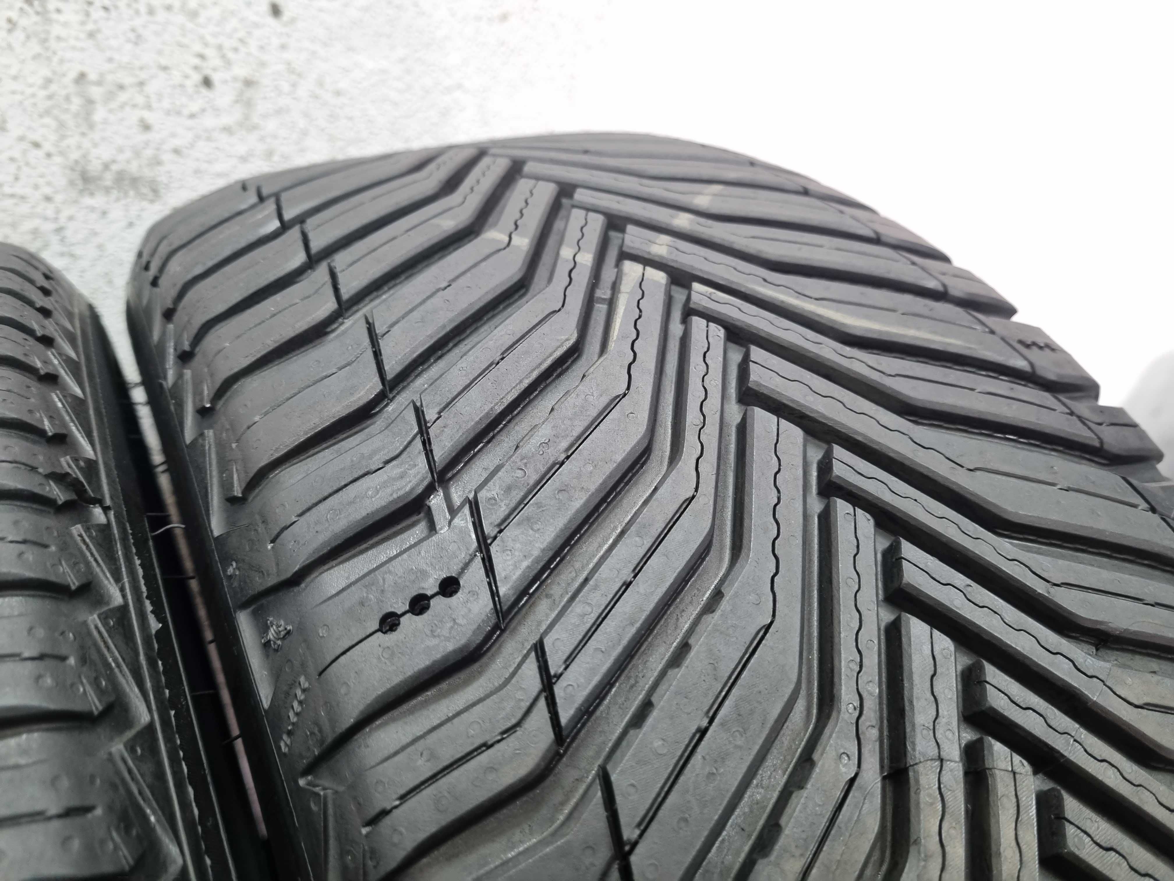 245/45/19 102Y Michelin Cross Climate 2 PARA OPON 2024