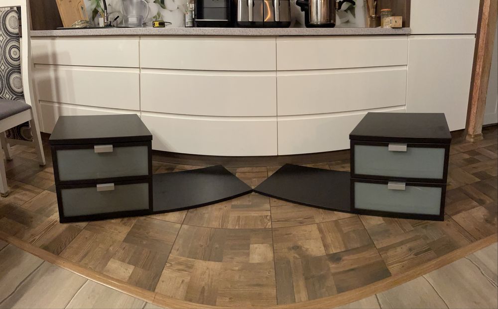 Dwie szafki nocne Ikea Hope  z szufladami - bardzo pojemne