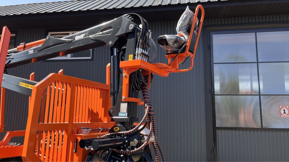 НПЛ-10(Тракторний причіп)