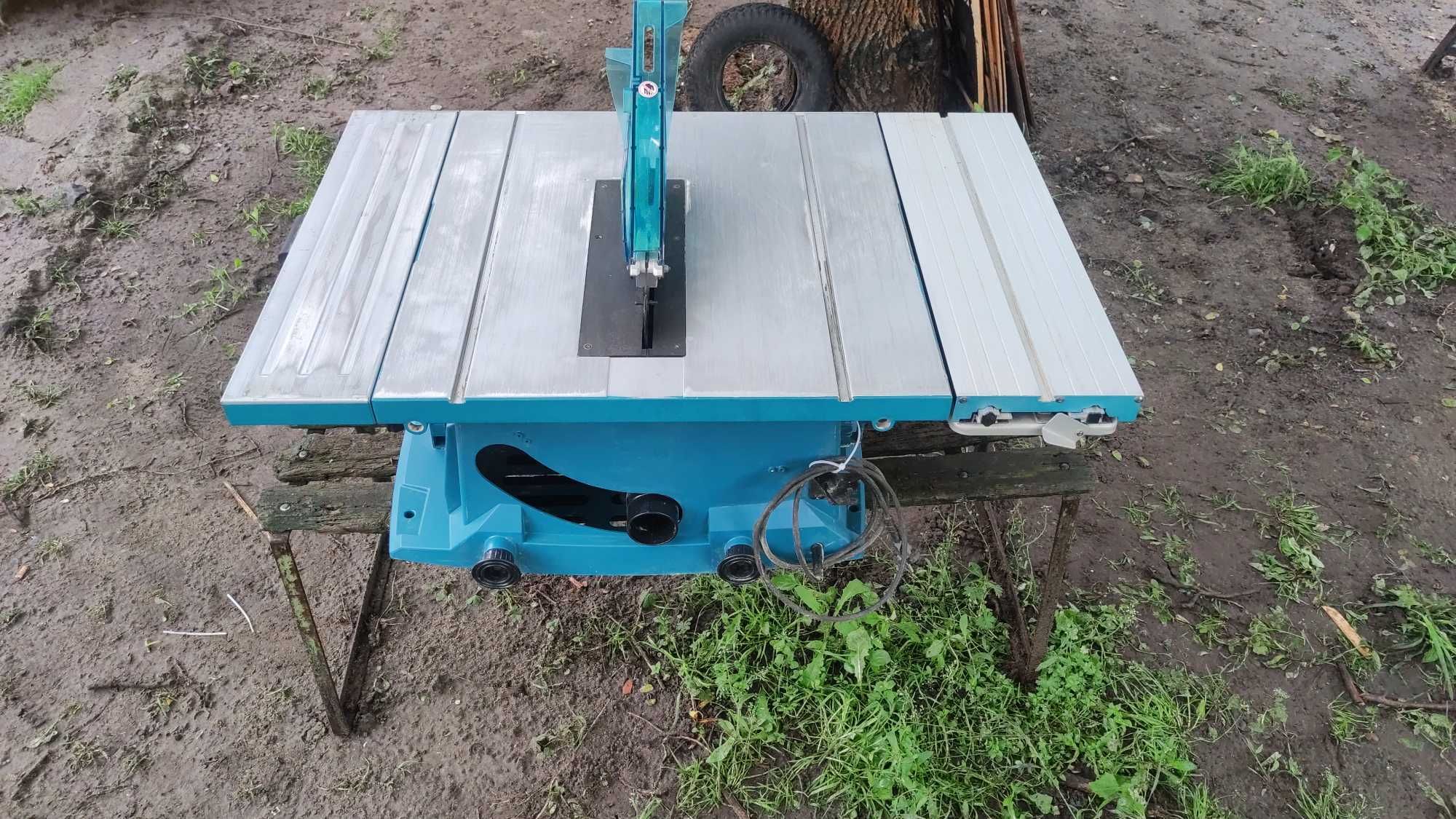 Настільна циркулярна пила Makita MLT100N