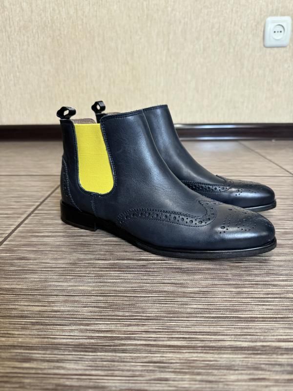 Шикарнючі черевики, челсі gordon & bros , оригінал, нові розмір 38