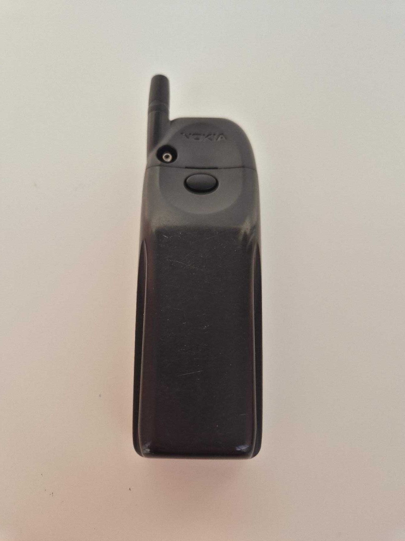 Nokia 5110 + ładowarka SPRAWNY