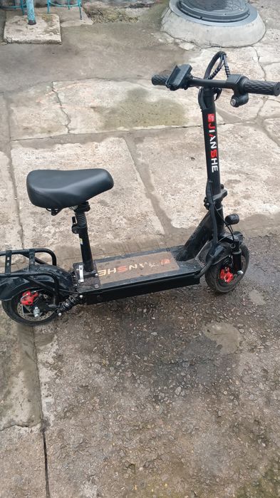 Электросамокат новый