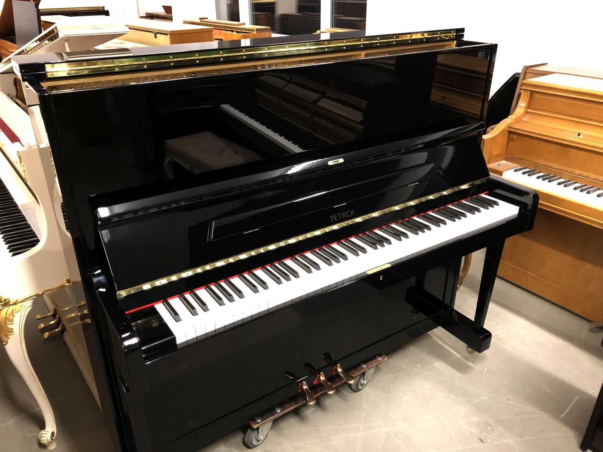 Pianino Petrof P125 czarne