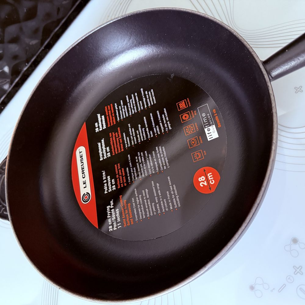 Patelnia patelka żeliwna Le Creuset 28 cm Frying Pan nowa