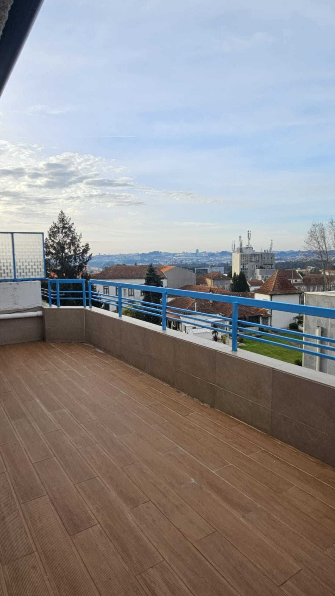 Apartamento T2 Duplex Gondomar Centro - Câmara Gondomar