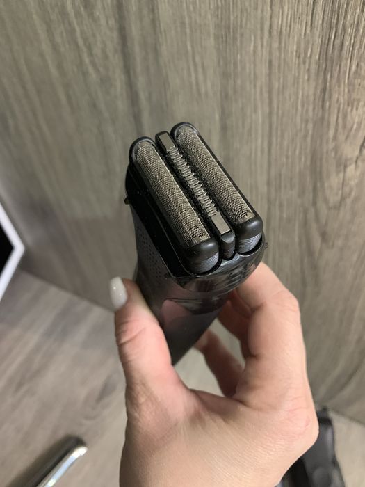 ЕлектроБритва braun 5408